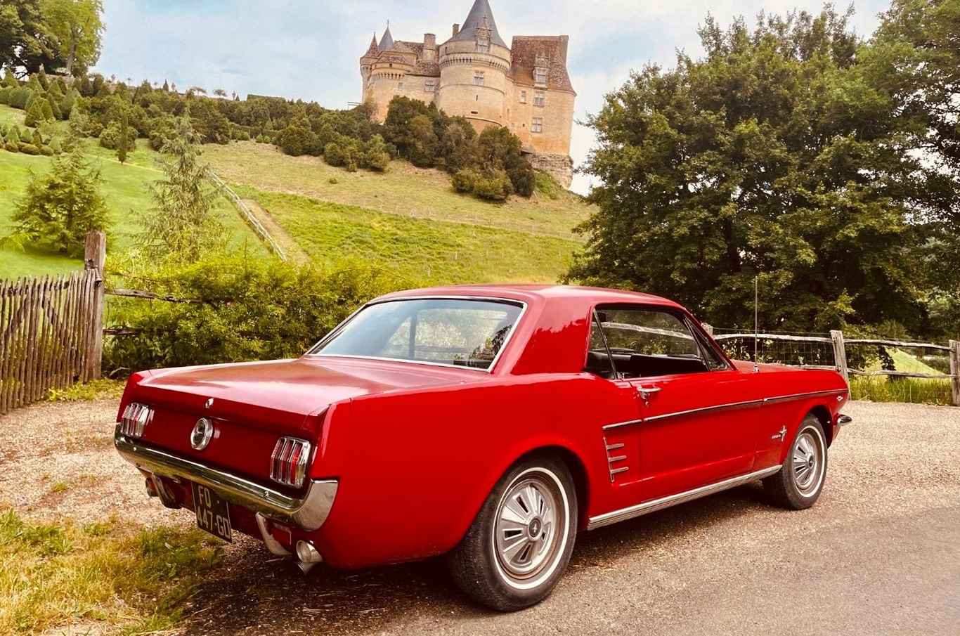 Louez une Peugeot 404